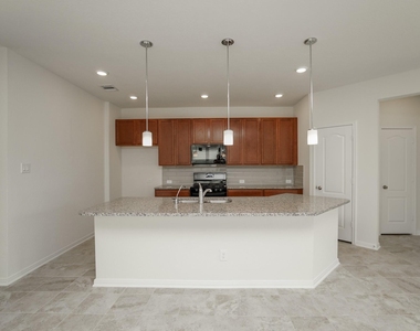 4807 Westfield Pines Drive - Photo Thumbnail 9