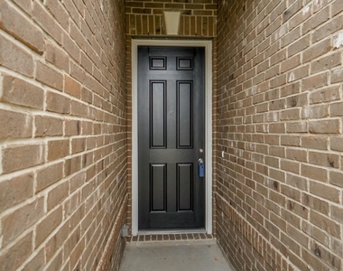 4807 Westfield Pines Drive - Photo Thumbnail 3