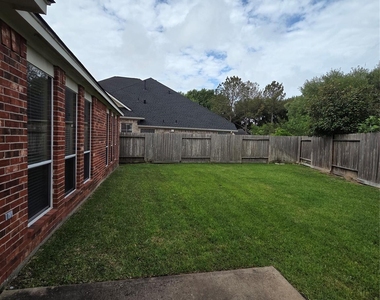 6030 Gablestone Lane - Photo Thumbnail 30