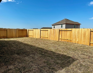 325 Birch Blossom Path - Photo Thumbnail 16