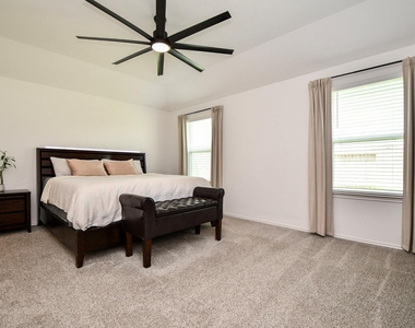3008 Bur Landing Lane - Photo Thumbnail 16