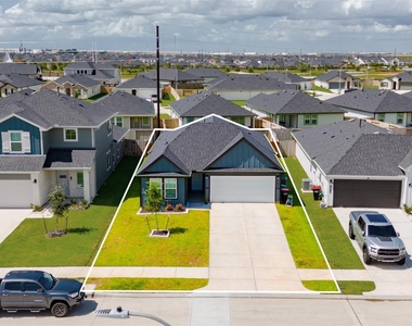 31714 Brandon Mill Trail - Photo Thumbnail 4