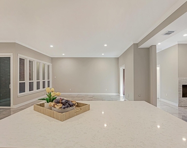 15070 Kimberley Court - Photo Thumbnail 8