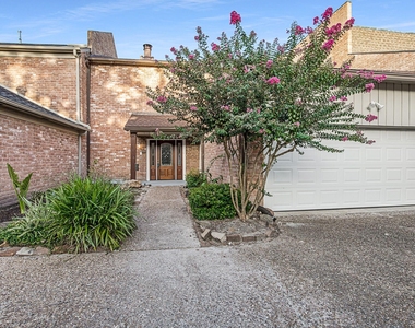 15070 Kimberley Court - Photo Thumbnail 2