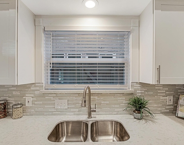 15070 Kimberley Court - Photo Thumbnail 9