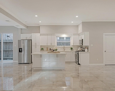 15070 Kimberley Court - Photo Thumbnail 13