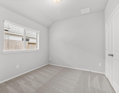 10414 Starfire Yellow Drive - Photo Thumbnail 21
