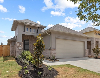 10414 Starfire Yellow Drive - Photo Thumbnail 2