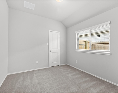 10414 Starfire Yellow Drive - Photo Thumbnail 20