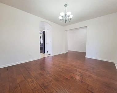 20839 Beech Tree Drive - Photo Thumbnail 5
