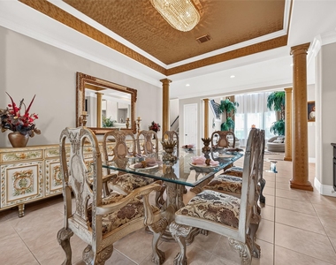 5303 Fenwick Way Court - Photo Thumbnail 18