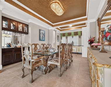 5303 Fenwick Way Court - Photo Thumbnail 17
