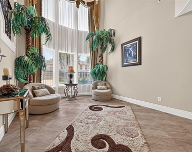 5303 Fenwick Way Court - Photo Thumbnail 7