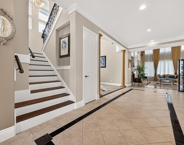 5303 Fenwick Way Court - Photo Thumbnail 14