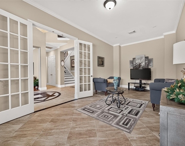 5303 Fenwick Way Court - Photo Thumbnail 15