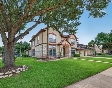 5303 Fenwick Way Court - Photo Thumbnail 1