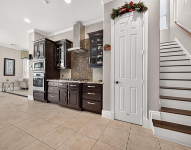 5303 Fenwick Way Court - Photo Thumbnail 24