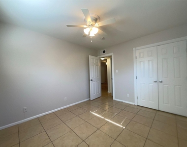 1502 Heights Boulevard - Photo Thumbnail 8