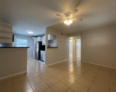 1502 Heights Boulevard - Photo Thumbnail 1