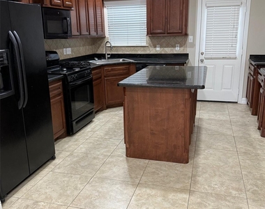 5600 Alvin A Klein Drive - Photo Thumbnail 2