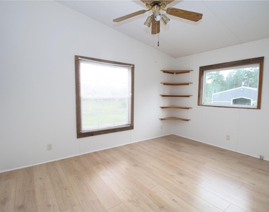 11524 Stidham Road - Photo Thumbnail 10