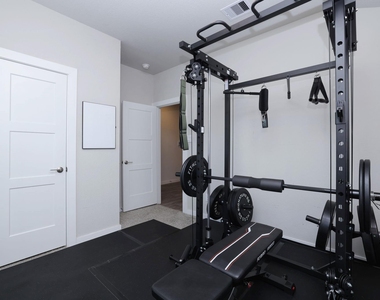 14209 Silver Maple Court - Photo Thumbnail 9