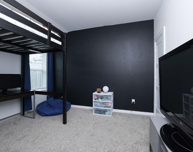 14209 Silver Maple Court - Photo Thumbnail 30