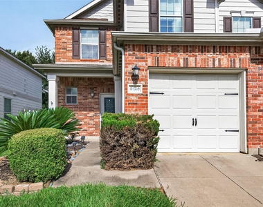 8126 Montague Manor Lane - Photo Thumbnail 5