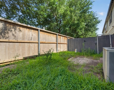 8126 Montague Manor Lane - Photo Thumbnail 39