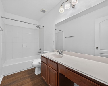 8126 Montague Manor Lane - Photo Thumbnail 28