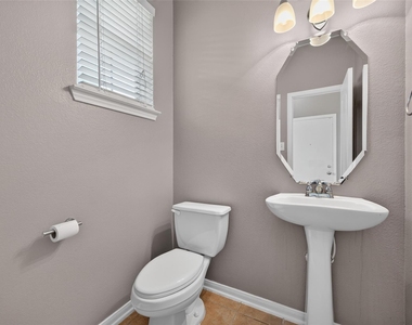 8126 Montague Manor Lane - Photo Thumbnail 34