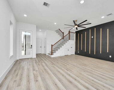 3524 Rebecca Street - Photo Thumbnail 5