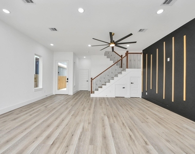 3524 Rebecca Street - Photo Thumbnail 6