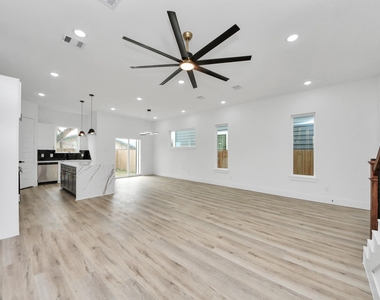 3524 Rebecca Street - Photo Thumbnail 8