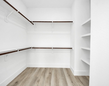 3524 Rebecca Street - Photo Thumbnail 31