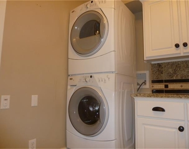 2100 Tanglewilde Street - Photo Thumbnail 8