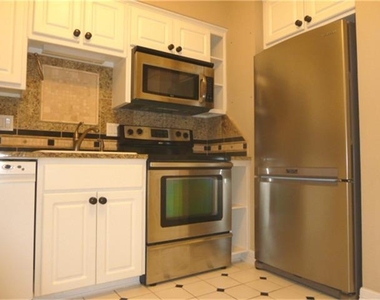 2100 Tanglewilde Street - Photo Thumbnail 4