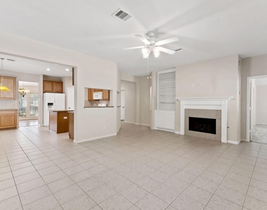 14 N Queenscliff Circle - Photo Thumbnail 6