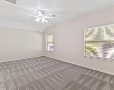 14 N Queenscliff Circle - Photo Thumbnail 7