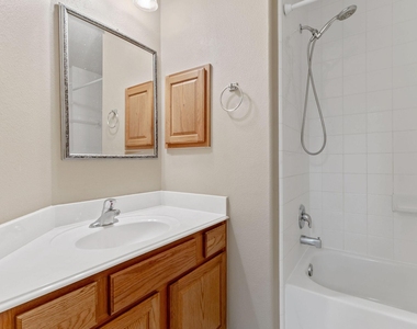 14 N Queenscliff Circle - Photo Thumbnail 11