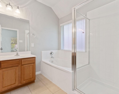 14 N Queenscliff Circle - Photo Thumbnail 8