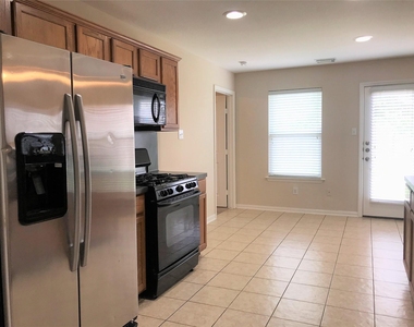 21522 Gannet Peak Way - Photo Thumbnail 5