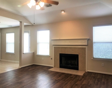 21522 Gannet Peak Way - Photo Thumbnail 3