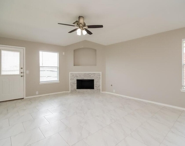 6027 Water Violet Lane - Photo Thumbnail 3
