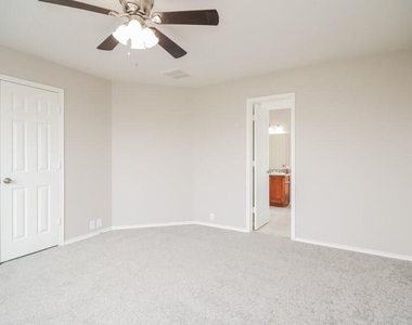 6027 Water Violet Lane - Photo Thumbnail 7