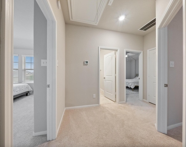 5318 Marisol Cove Drive - Photo Thumbnail 17