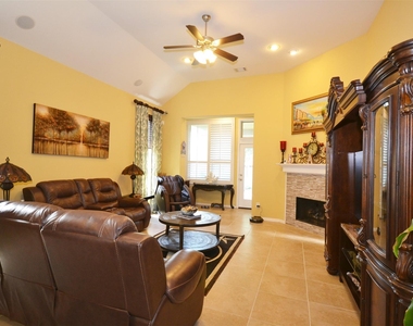 28907 Powder Ridge Drive - Photo Thumbnail 9