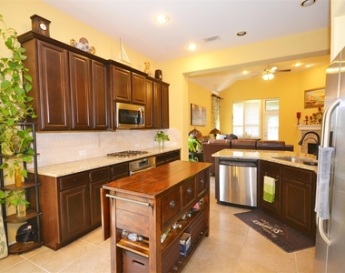 28907 Powder Ridge Drive - Photo Thumbnail 6