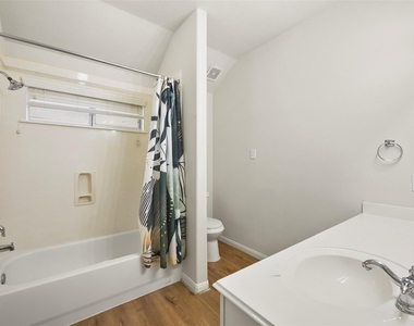 7514 Boxwood Ridge Lane - Photo Thumbnail 25