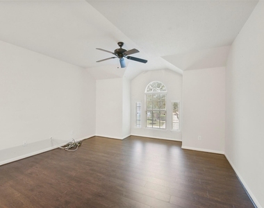 7514 Boxwood Ridge Lane - Photo Thumbnail 19